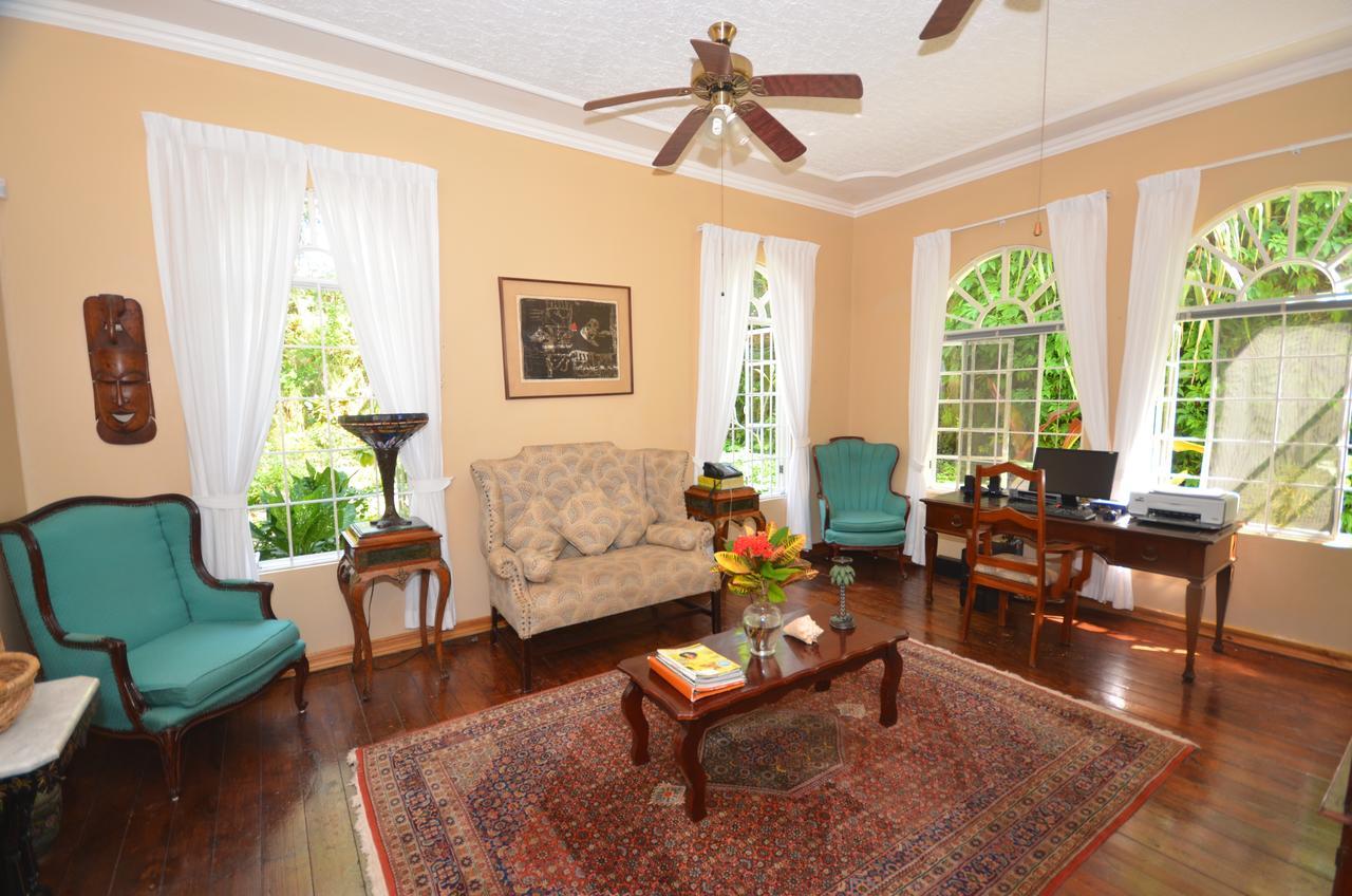 Summerhill Four Bedroom Villa Teluk Montego Bagian luar foto